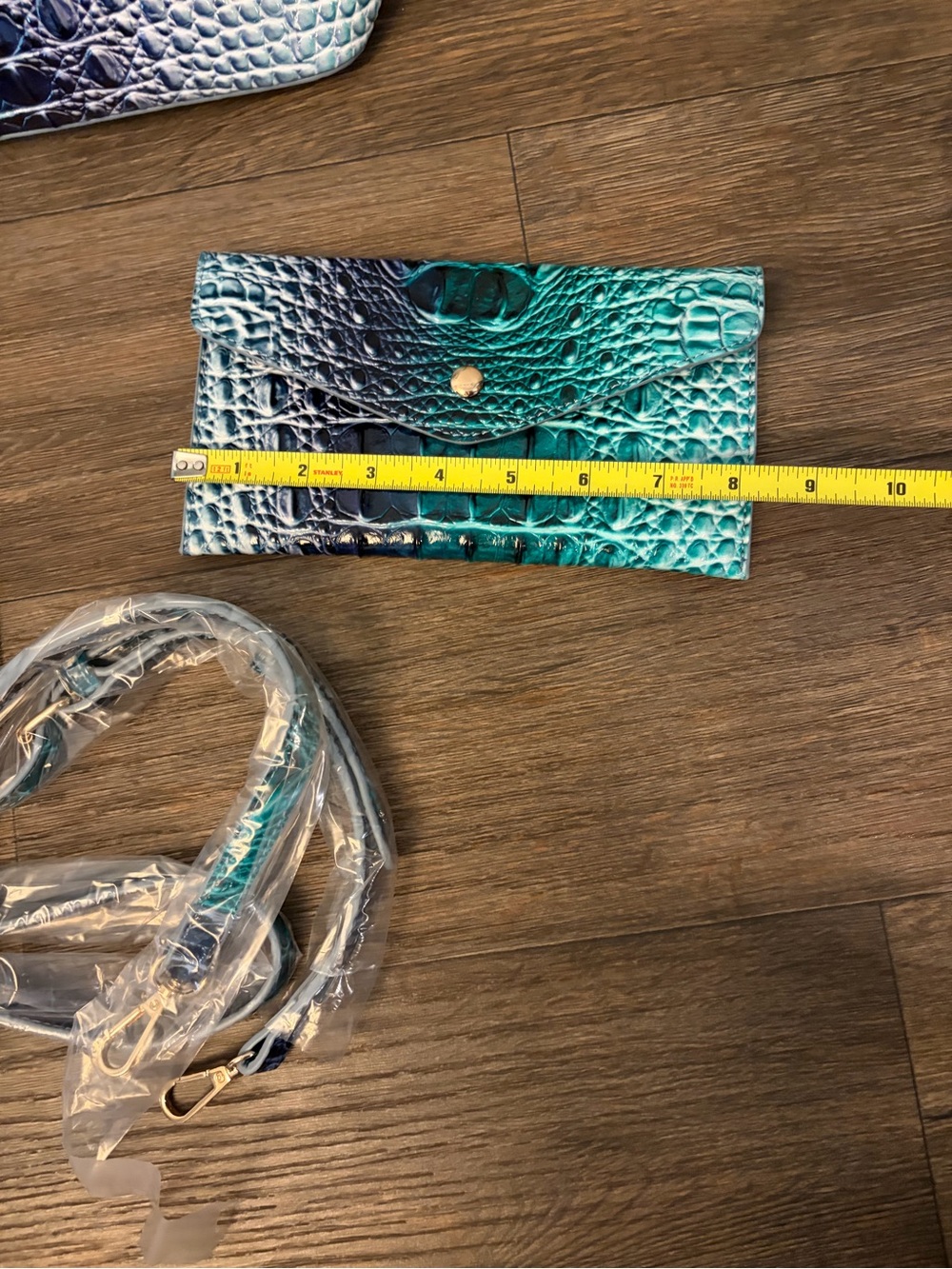 3 Piece Blue Ombré Faux Crocodile Purse, Wallet & Small Bag w/ Crossbody Strap - Picture 5 of 8